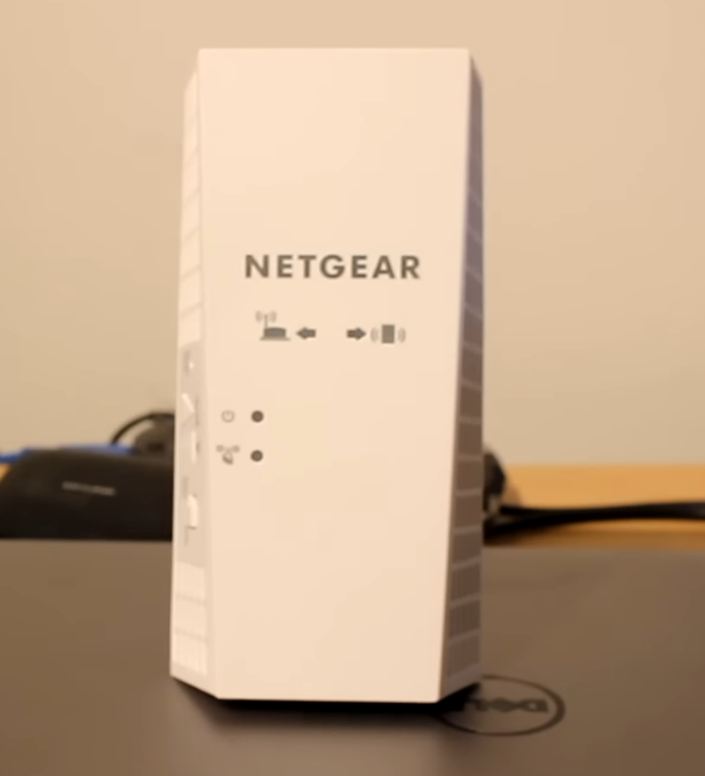 Netgear EX7300 AC2200 Design