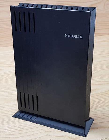 Best WiFi Mesh Extender - Netgear EAX20