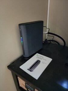 Motorola MG7700 Modem WiFi Router Combo Image Review